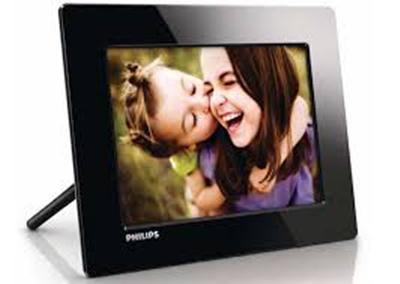 How-to-Use-a-Digital-Photo-Frame