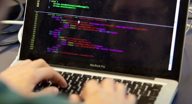 Typing_computer_screen_reflection