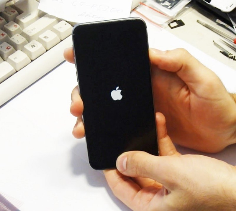 how-to-restart-iphone