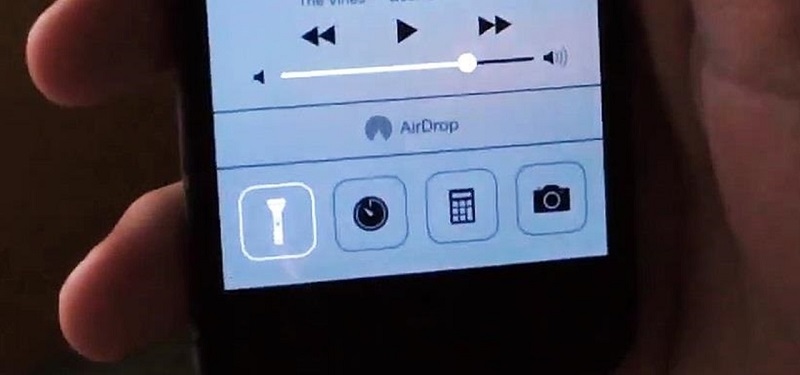 turn-flashlight-on