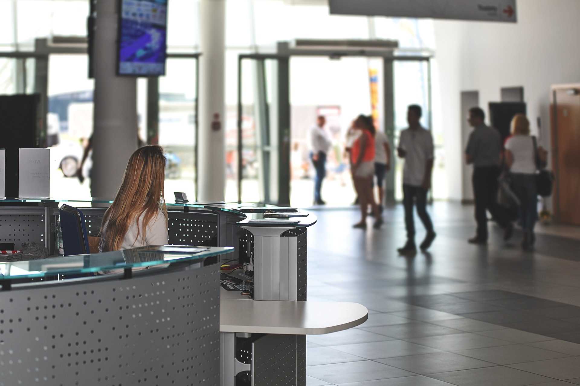 Offer Tech Support or Customer Service Offer Tech Support or Customer Service