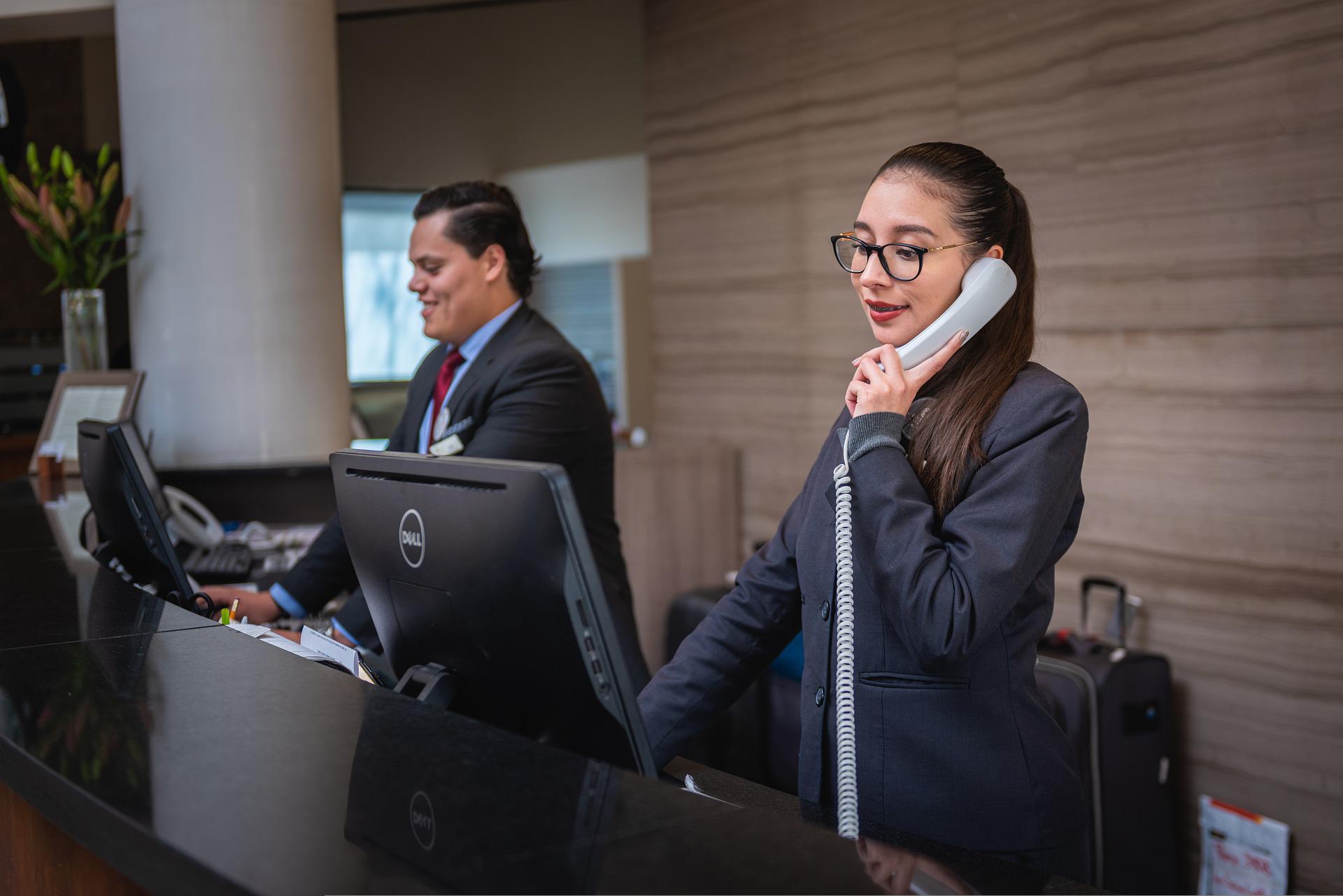 Become a Virtual Assistant or Receptionist Become a Virtual Assistant or Receptionist